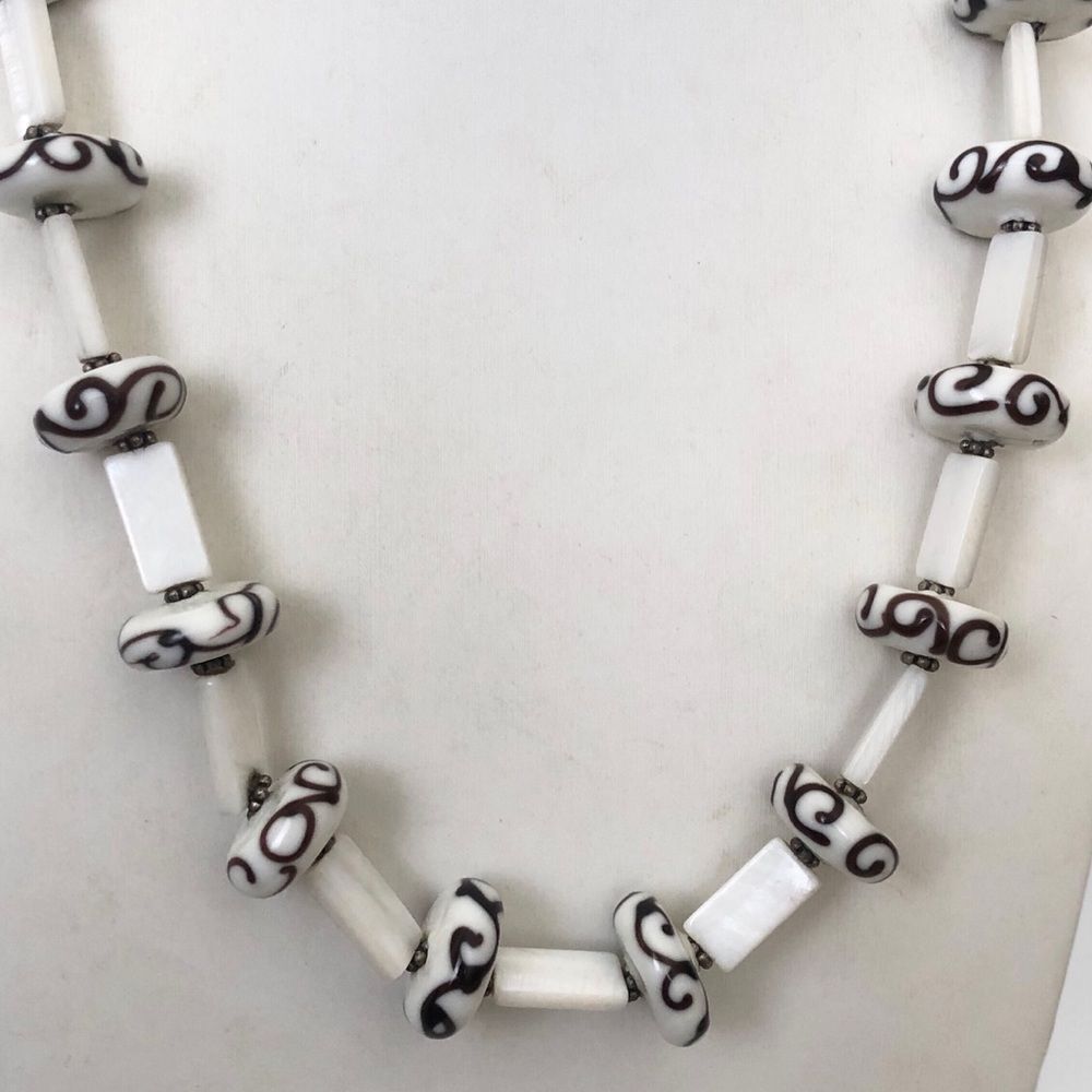 Donna Dressler Lampwork Glass MOP necklace